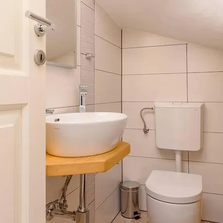 Pietra House Situated Gali Ana Vila *